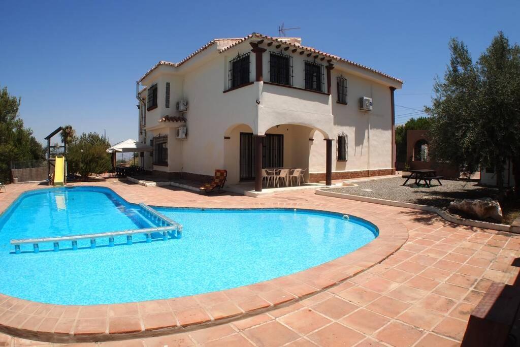 Preciosa Villa Con Gran Piscina Y Fabulosas Vistas Альхаурин-де-ла-Торре Экстерьер фото